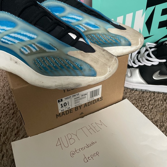 🔥Sneaker Bundle - Picture 3 of 5